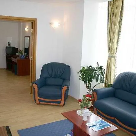 Hotel Dali 3*